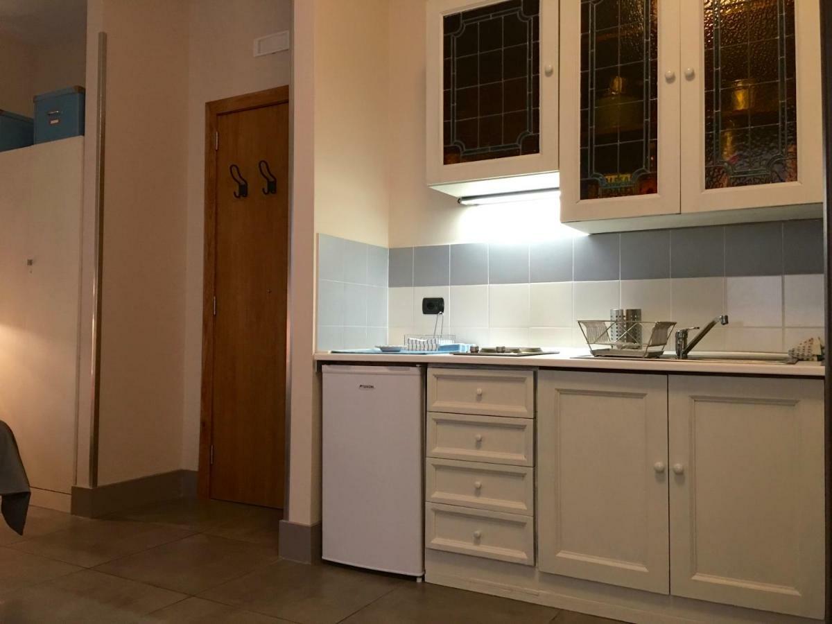 Two Sisters Suites Неаполь Экстерьер фото