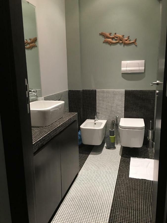 Two Sisters Suites Неаполь Экстерьер фото