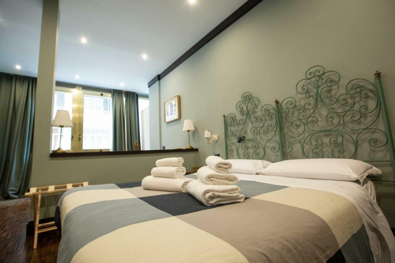 Two Sisters Suites Неаполь Экстерьер фото